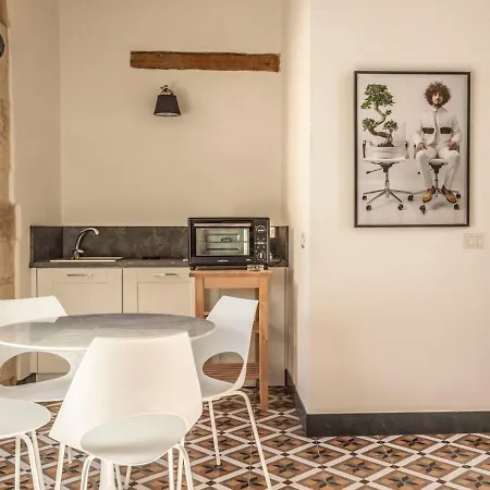 Isabella Di Castiglia Апарт-отель 4*