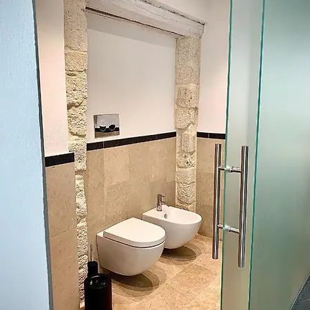 Isabella Di Castiglia 4*