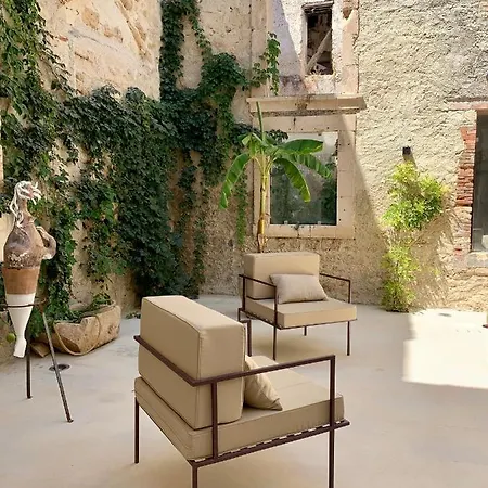 Isabella Di Castiglia Апарт-отель