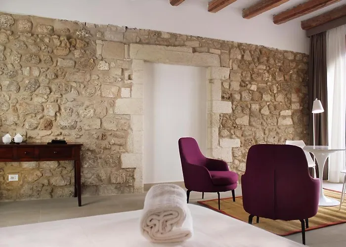 Isabella Di Castiglia 4*