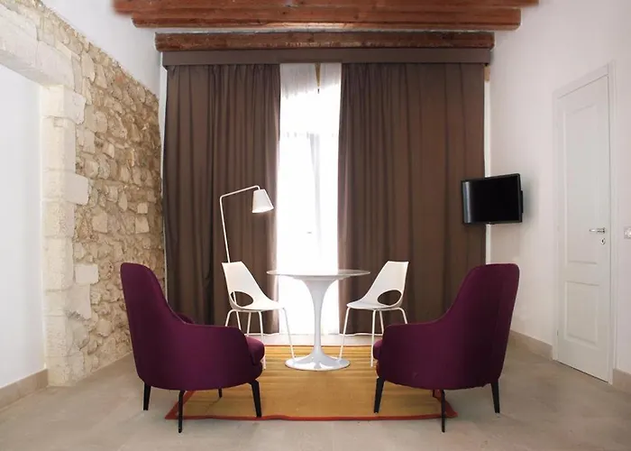 Isabella Di Castiglia 4*