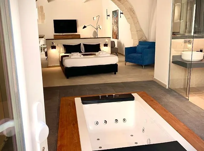 Isabella Di Castiglia מלון דירות