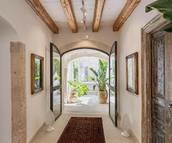 Isabella Di Castiglia מלון דירות 4*